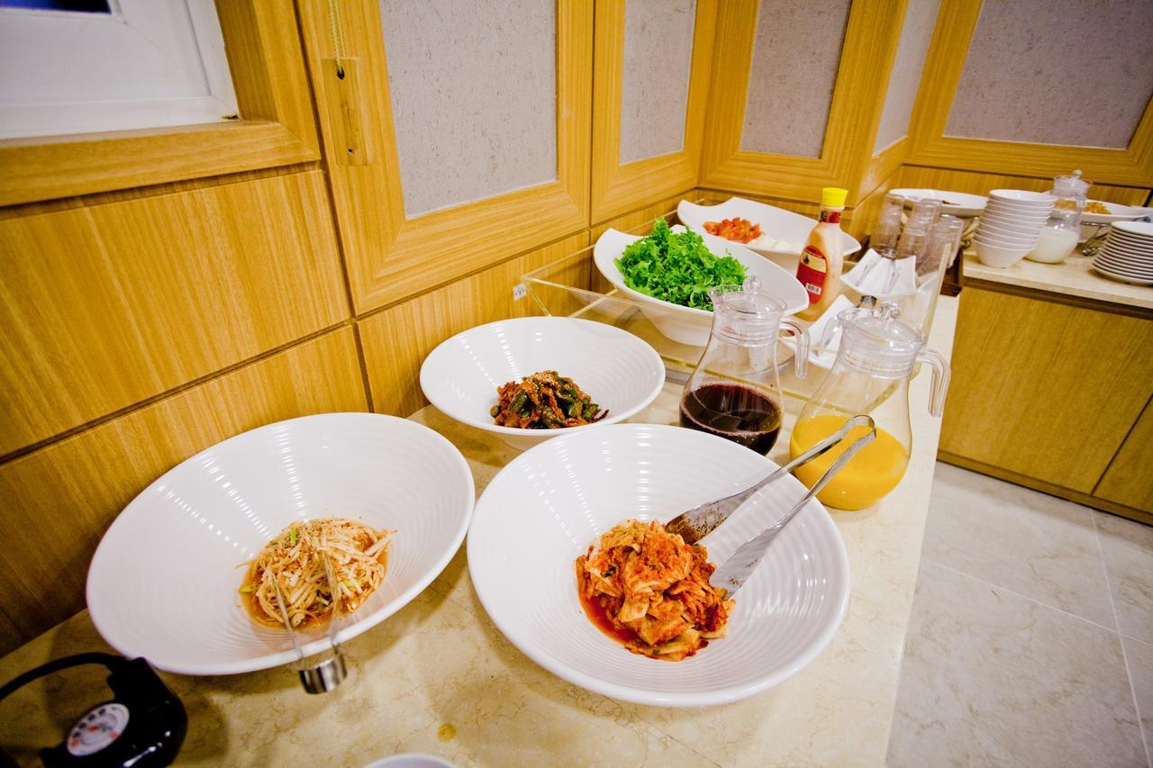 Mbn Hotel Changwon Εξωτερικό φωτογραφία